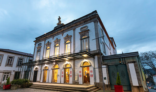 Teatro Diogo Bernardes 