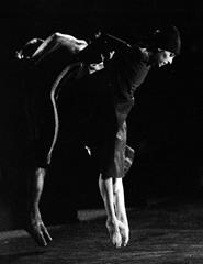 ADC | Um Corpo que Dança — Ballet Gulbenkian 1965-2005