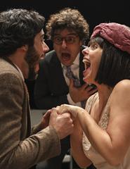 Não Andes Nua Pela Casa - FESTIVAL DE TEATRO DE VIANA DO CASTELO 2023