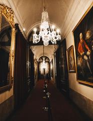 A rainha mostra o Palácio da Ajuda *especial Halloween