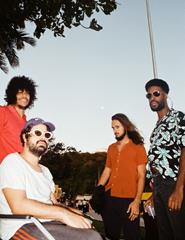 boogarins apresenta bacuri