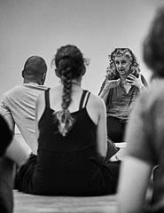 Workshop de dança - Anatomia poética: o calor vital dos vivos