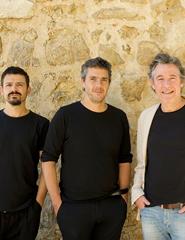 Imagem da fonte — SUL/BERNARDO COUTO, BERNARDO MOREIRA E LUÍS FIGUEIREDO HÁ FADO NO CAIS