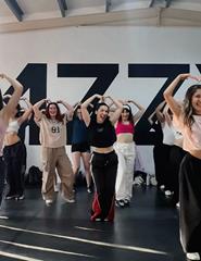 OFICINA DE DANÇA K-POP