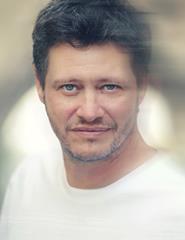 Jonathan Dassin canta Joe Dassin