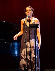 MANIFESTUM - Há Palavras que nos Beijam