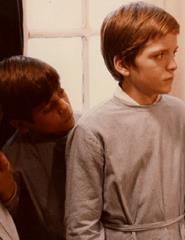 Manhã Submersa, Lauro António