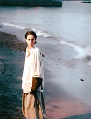 Raquel Martins / LONDON, WHEN ARE U GONNA FEEL LIKE HOME?