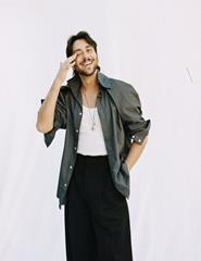 YERAI CORTÉS - GUITARRA CORAL