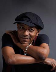 Tito Paris | Quem está aí?