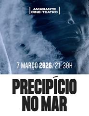 Um Precipício no Mar