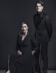 THE GIFT - Um Piano e uma Voz