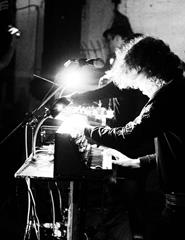 NÃO SE PASSA NADA ÀS SEGUNDAS: CARIÑO MUERTO