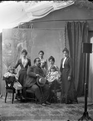 INTRODUÇÃO À GENEALOGIA—PESQUISA GENEALÓGICA EM BASES DE DADOS ONLINE