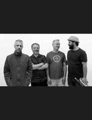 Mitelli/Edwards/Sanders/Amado + Vatchev/Kovacevic/Sánchez