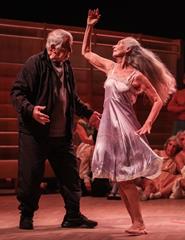 A esta hora, na infância neva | Victor Hugo Pontes e Companhia Maior