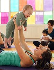 YOGA E CONTOS PARA BEBÉS | Dia 03/10 | 17h