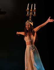 Cartaz: Bashar Murkus & Khulood Basel / Khashabi Theatre