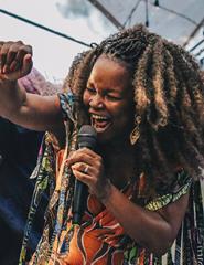 Selma Uamusse | Como um dia de Domingo